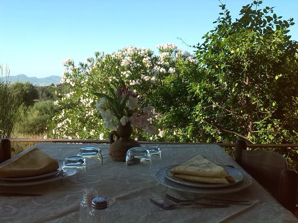 Farm Stay Gli Oleandri 로이리 외부 사진
