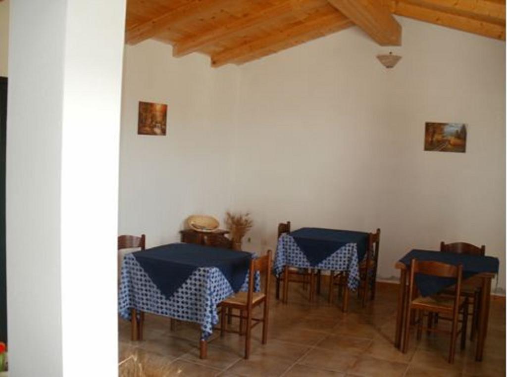 Farm Stay Gli Oleandri 로이리 외부 사진