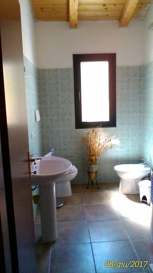 Farm Stay Gli Oleandri 로이리 외부 사진