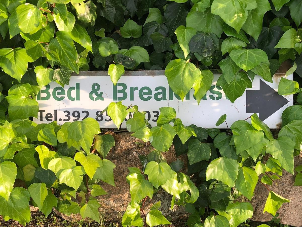 Farm Stay Gli Oleandri 로이리 외부 사진